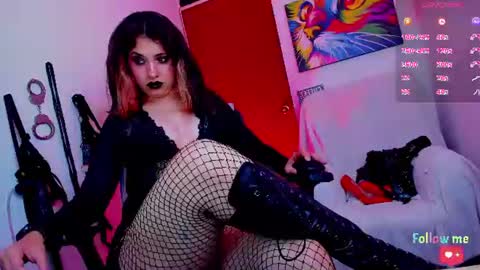 Snapshot of goddessvenom chatting on June 29, 6:30 pm goddessvenom online show from June 29, 6:30 pm