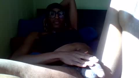 goddexx_kii online show from October 5, 6:50 pm