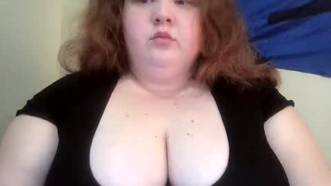 Snapshot of godessisabella chatting on February 24, 12:37 pm godessisabella online show from February 24, 12:37 pm