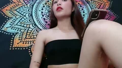 Caulix online show from December 8, 5:33 pm