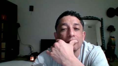 Snapshot of godisreal77 chatting on January 7, 2:31 am godisreal77 online show from January 7, 2:31 am