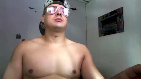 Snapshot of godkenai chatting on November 6, 5:36 pm MASTER GODKENAI online show from November 6, 5:36 pm