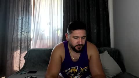 gold_alpha_boy online show from October 10, 8:46 am