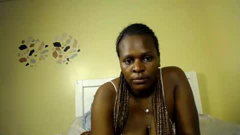 Snapshot of gold_melanin chatting on May 18, 11:49 am gold_melanin online show from May 18, 11:49 am