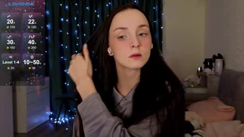 Jess  online show from March 3, 9:59 pm