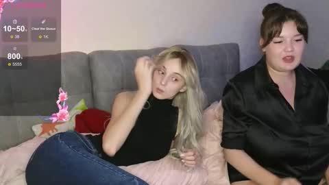 Jess  online show from October 17, 8:00 pm