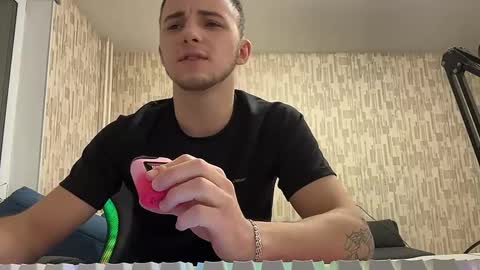 Golden boyyy21 online show from February 16, 3:59 pm