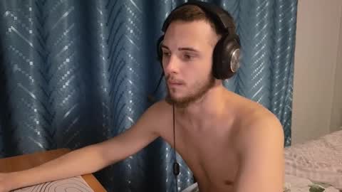 Golden boyyy21 online show from October 22, 2:06 pm