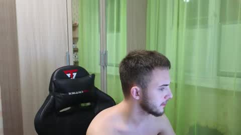 Golden boyyy21 online show from November 26, 7:15 pm