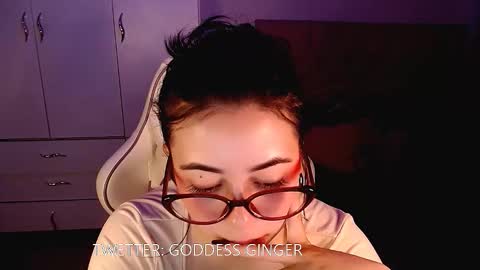 golden_gingerkitty online show from October 28, 2:04 am