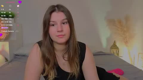 Leila online show from January 9, 7:00 am