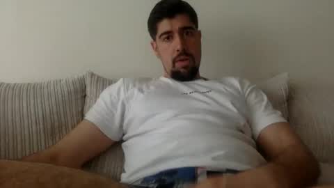 Snapshot of goldenglove35 chatting on May 4, 9:27 am Golden-Glove online show from May 4, 9:27 am