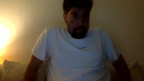 Snapshot of goldenglove35 chatting on May 16, 11:03 pm Golden-Glove online show from May 16, 11:03 pm