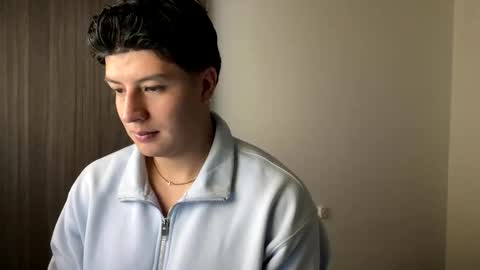 goldenknight33 online show from September 14, 5:23 pm