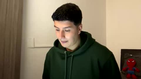 goldenknight33 online show from October 16, 5:14 pm