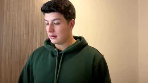 goldenknight33 online show from October 25, 5:30 pm