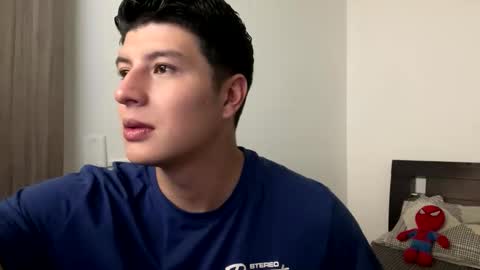 goldenknight33 online show from October 26, 4:24 pm