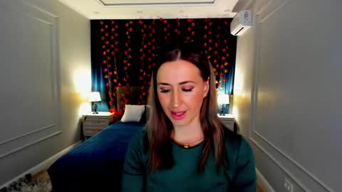 Olivia online show from November 11, 3:50 am