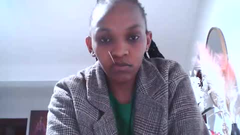 goldenmusexo online show from April 16, 10:56 pm