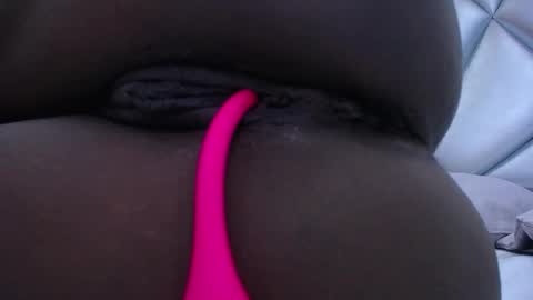 goldenn_ass1 online show from October 14, 8:48 am