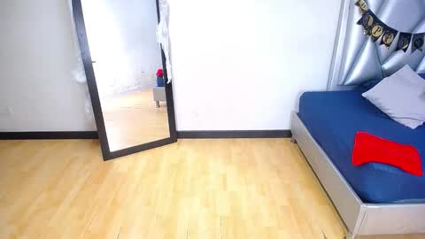 goldenn_ass1 online show from October 31, 3:40 am