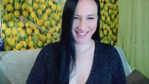 goldmoonn online show from November 19, 3:23 pm