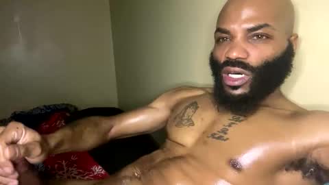 Snapshot of goldmouth_85 chatting on February 21, 4:08 pm Goldmouth 85 online show from February 21, 4:08 pm