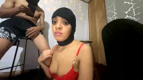 Snapshot of goldon923 chatting on February 24, 1:47 am goldon923 online show from February 24, 1:47 am