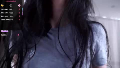 Snapshot of goldygrillz chatting on October 17, 9:34 am angel online show from October 17, 9:34 am