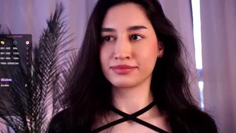 Snapshot of goldygrillz chatting on October 21, 3:18 am angel online show from October 21, 3:18 am