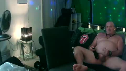 Snapshot of goldyguy011 chatting on January 6, 6:31 pm goldyguy011 online show from January 6, 6:31 pm