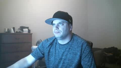 Snapshot of goleafzgo chatting on December 28, 2:54 am goleafzgo online show from December 28, 2:54 am