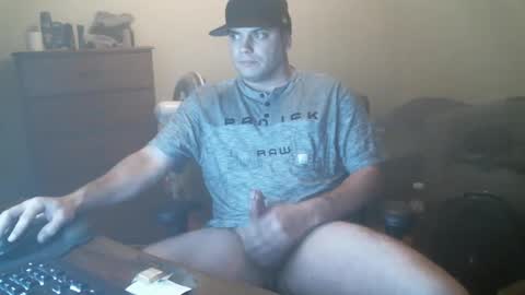 Snapshot of goleafzgo chatting on January 6, 5:19 am goleafzgo online show from January 6, 5:19 am