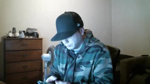 Snapshot of goleafzgo chatting on January 16, 11:37 pm goleafzgo online show from January 16, 11:37 pm