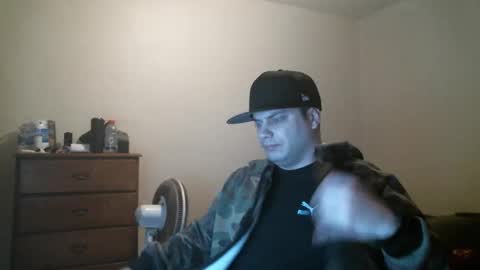 Snapshot of goleafzgo chatting on March 1, 4:26 am goleafzgo online show from March 1, 4:26 am