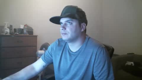 Snapshot of goleafzgo chatting on March 6, 5:57 am goleafzgo online show from March 6, 5:57 am