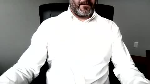 Snapshot of golfpro84 chatting on May 26, 7:32 pm golfpro84 online show from May 26, 7:32 pm