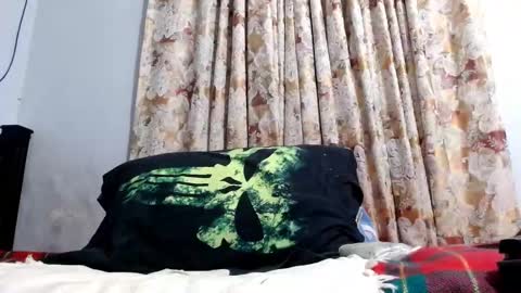 Snapshot of gollfather97 chatting on February 26, 3:32 am julin Andrs online show from February 26, 3:32 am