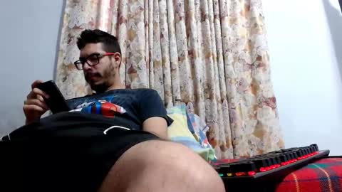 Snapshot of gollfather97 chatting on March 2, 3:37 pm julin Andrs online show from March 2, 3:37 pm