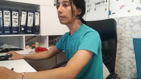 gomita online show from December 4, 5:11 pm