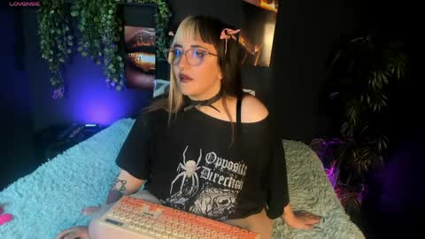 gomory_kitty online show from April 18, 4:44 pm