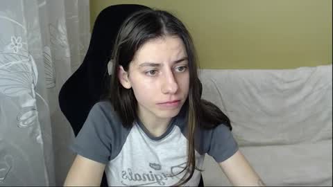 Snapshot of good__night chatting on January 10, 7:04 pm Elizabeth Effie online show from January 10, 7:04 pm