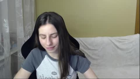 Snapshot of good__night chatting on February 21, 5:25 pm Elizabeth Effie online show from February 21, 5:25 pm