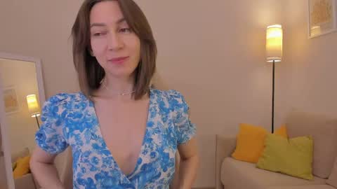 Good GlamorGirl online show from April 23, 3:41 am
