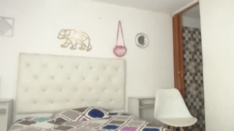 good_thalia online show from May 16, 5:04 am
