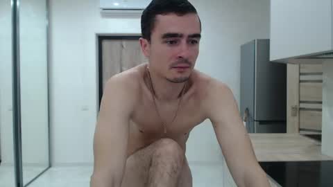 Snapshot of goodgg229975 chatting on July 24, 12:25 pm goodgg229975 online show from July 24, 12:25 pm