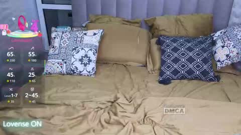 goodgirl0024 online show from September 12, 8:42 pm