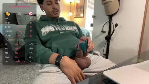 Goodjob Jay online show from September 10, 8:20 pm