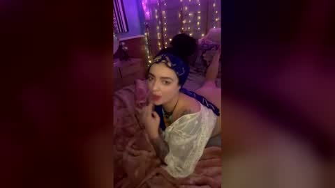 goodjujules online show from December 21, 7:48 am