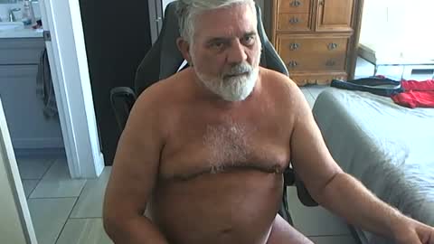 Snapshot of goodream2 chatting on June 20, 6:11 pm Michael online show from June 20, 6:11 pm